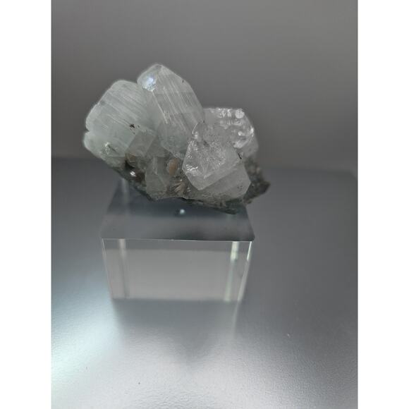Apophyllite crystal specimen 108grams - Picture 5 of 14